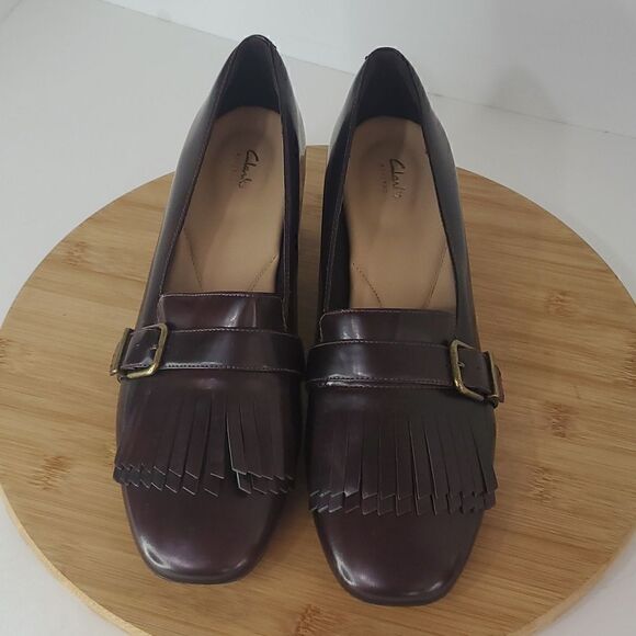 Clarks Artesian Tealia Maye Block Heel Aubergine Patent Leather Heel Pump 9M - Picture 3 of 15